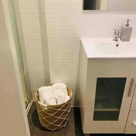 Bien Comunicado, Acogedor Y Confortable Coslada Extérieur photo